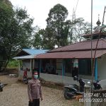 Polsek Lumar Berikan Pengamanan Kegiatan Ibadah di Masjid Al Muhtadin Dusun Sempayuk Lumar